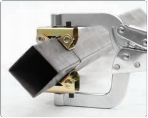 Stronghand Pipe Pliers with V Pads